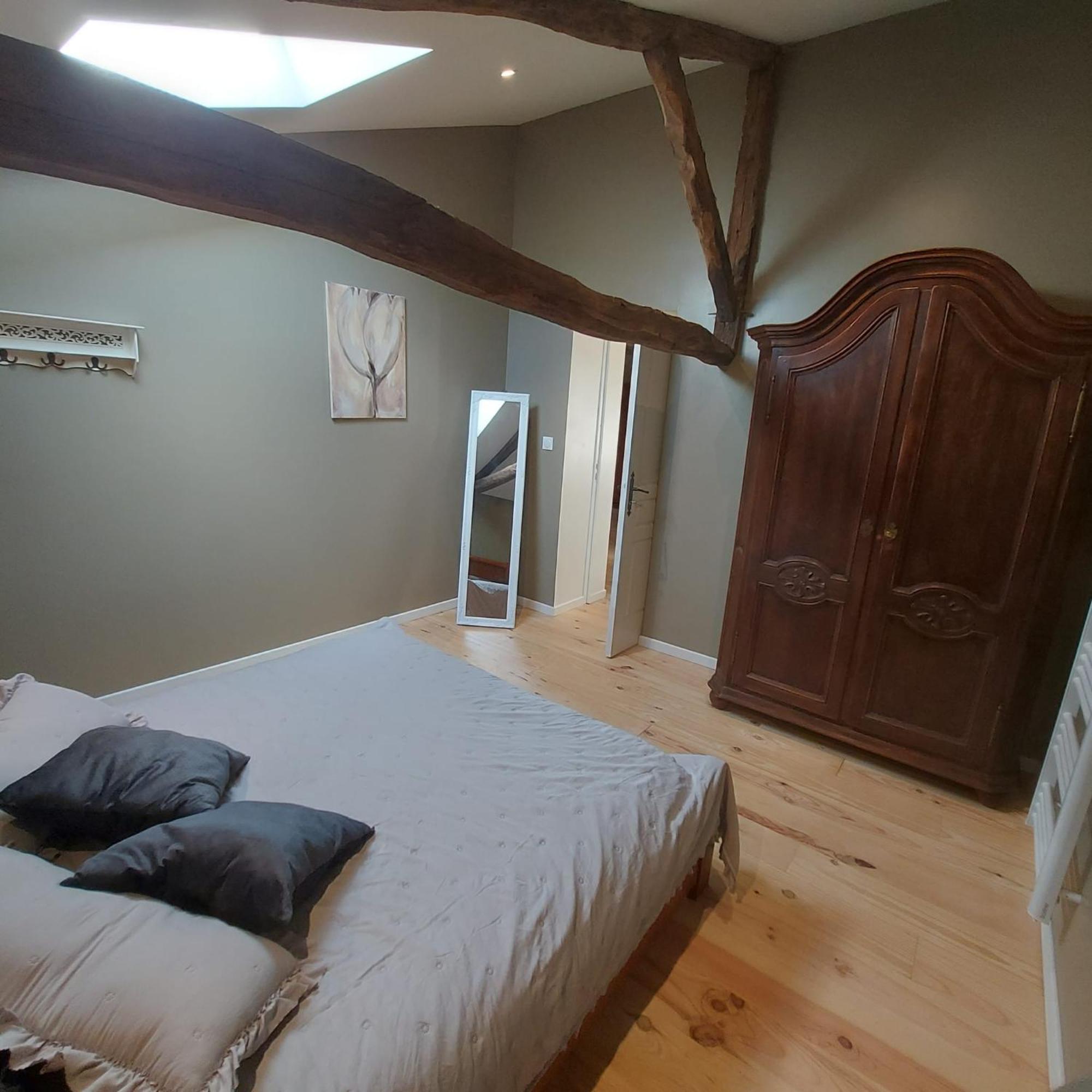 Les Trois L Bed & Breakfast Gindou Dış mekan fotoğraf